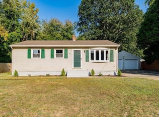 27 Talmadge Dr, Springfield, MA 01118