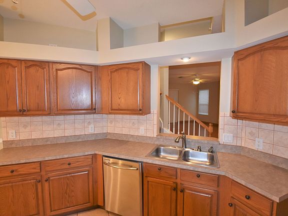 5th image of 2954 Hickory Grove Dr