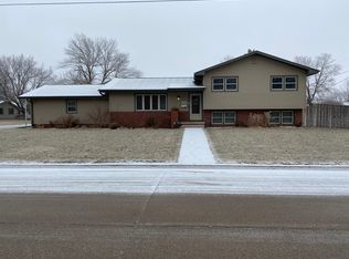 2420 E 3rd St, Fremont, NE 68025