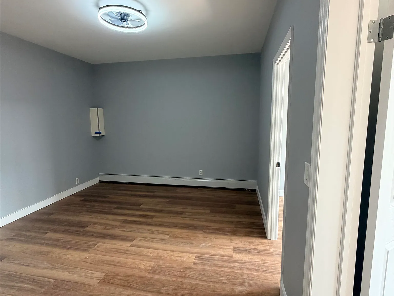 4 bed, 1.0 bath, $2,950 — Photo 4