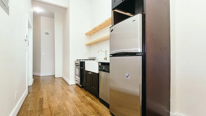 Rented by Nooklyn NYC LLC | media 15