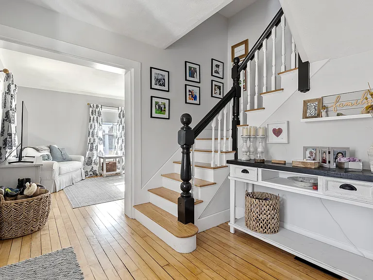 80 Dutcher St #80 — Photo 4
