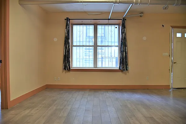 Rented by Lang Realty LLC | media 30