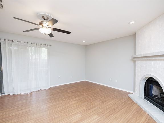 5th image of 7122 Premont Dr #104