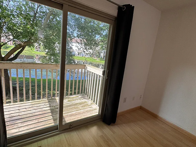 7300 Bluewater Dr #5 — Photo 9