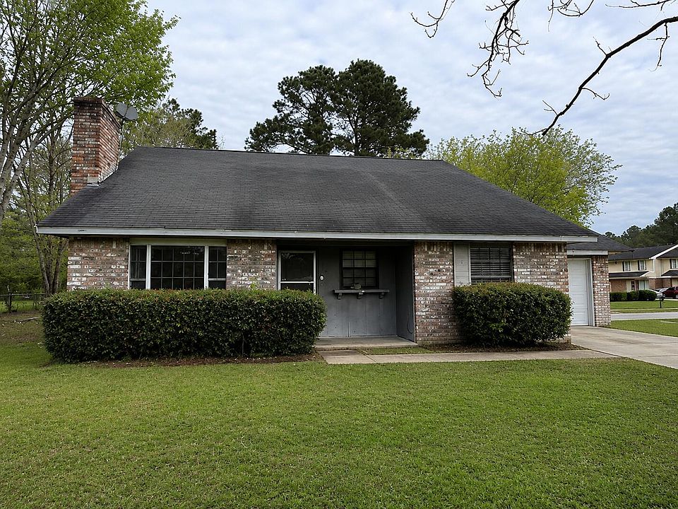 1st image of 484 Nila Sue Dr