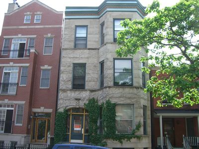 3751 N Clifton Ave, Chicago, IL, 60613