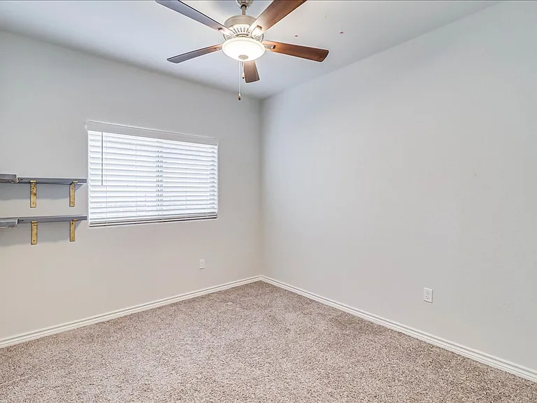 8010 Calma St — Photo 28