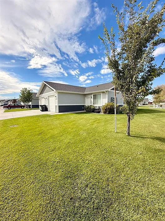 Valencia Idaho — Photo 2