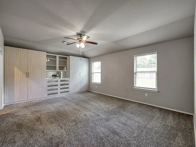 14149 Redwood Forest Trl — Photo 15
