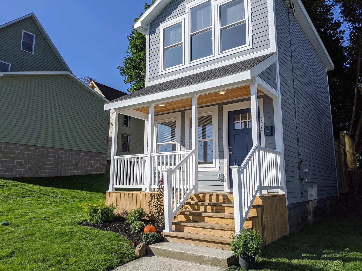 105 N Wilbur Ave — Photo 1