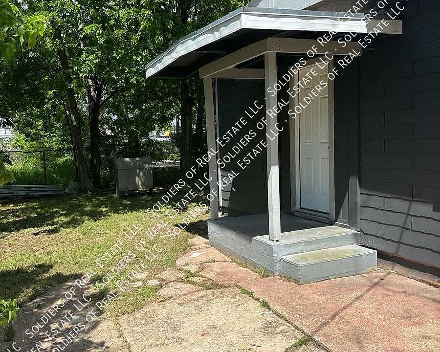 1st image of 1901 N 8th St #B