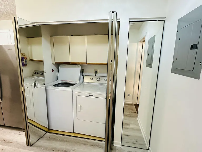 3953 Cocoplum Cir #3611 — Photo 9