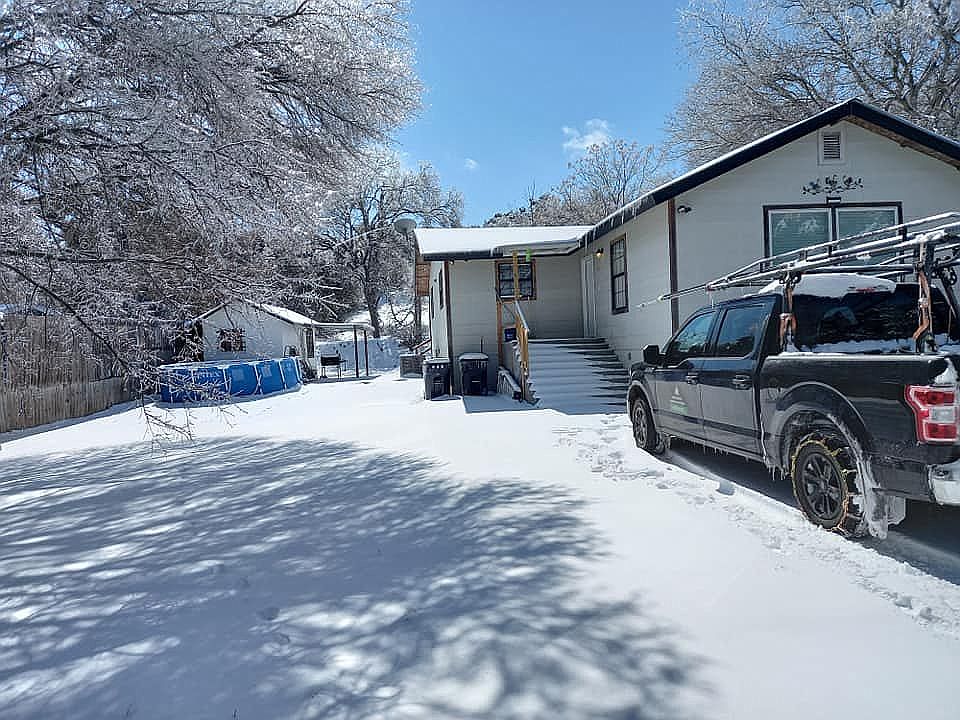 1st image of 240 Chaparral Dr
