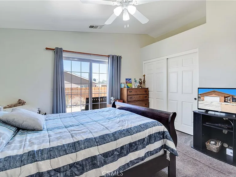 6627 Smoketree Ave — Photo 17