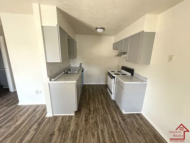 Amber Apartments — Photo 52