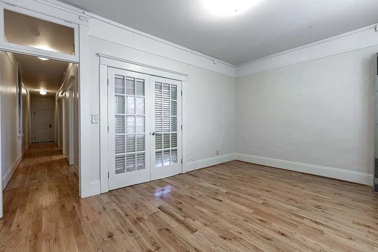 819 NW 23rd Ave — Photo 128