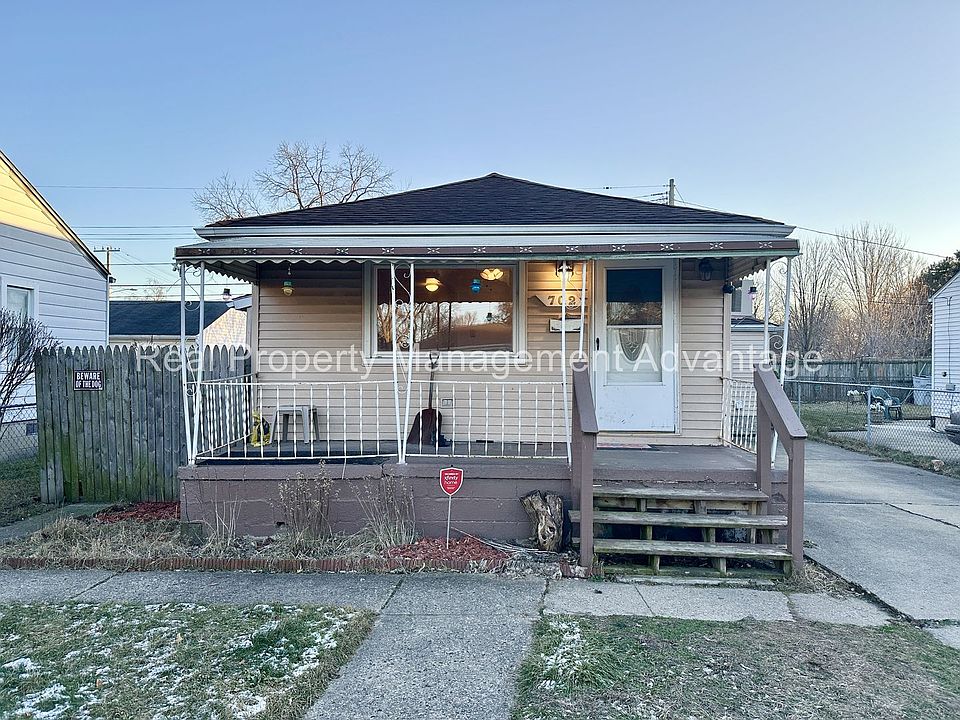 1st image of 702 E Morehouse Ave