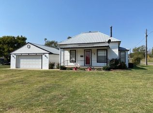 502 S Orchard St, Custer City, OK 73639