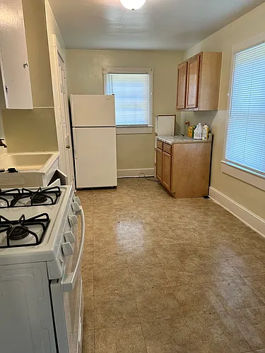 409 Moffett St #3 Photo 1