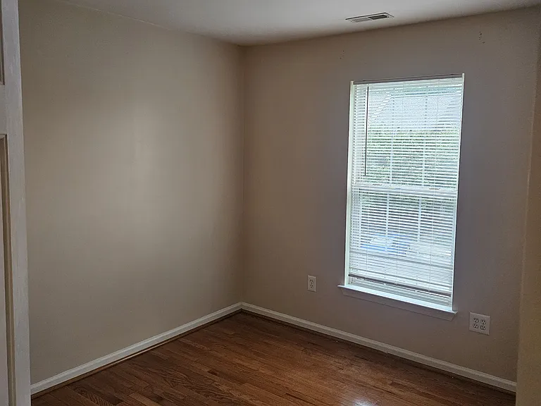 8849 Papillon Dr — Photo 17