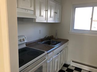 23 Allen Dr APT D, Uncasville, CT 06382