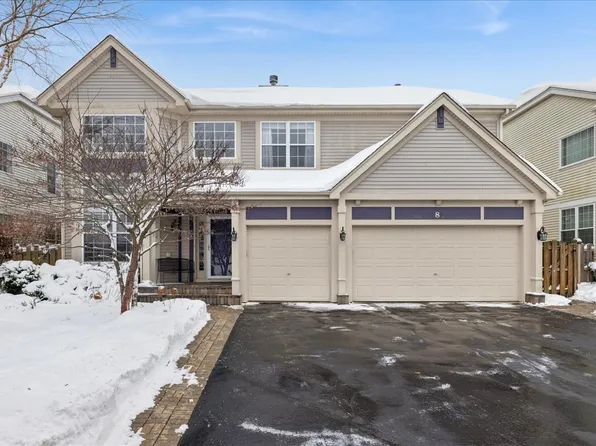 8 Litchfield Ct, Lake In The Hills, IL 60156