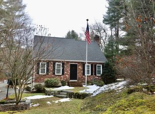 17 School St, Middleton, MA 01949