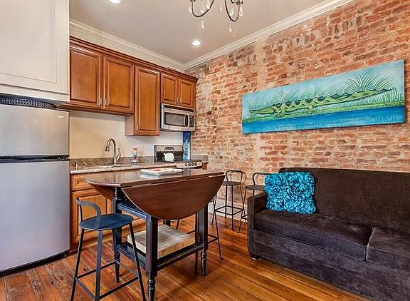 3rd image of 521 Saint Louis St #203