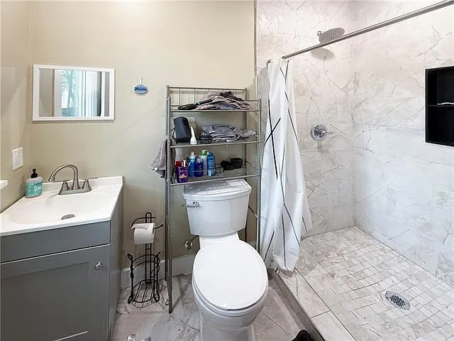 7000 Jeannette St — Photo 6