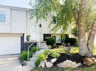 14511 Locust St, Omaha, NE 68116