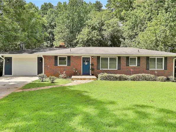 4279 Hidden Valley Rd, Decatur, GA 30035