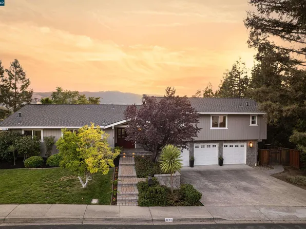 871 Richard Ln, Danville, CA 94526