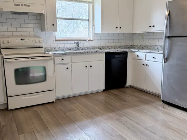 2131 Springhill Dr, Columbus, OH 43221