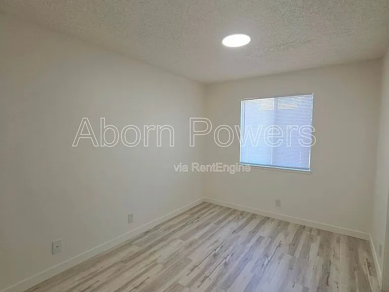 1140 Melton Dr #2 — Photo 4