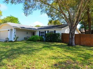 2455 Spinaker Ct, Palm Harbor, FL 34683