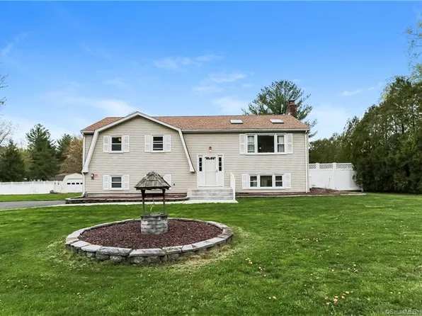 6 Carriage Lane, East Granby, CT 06026