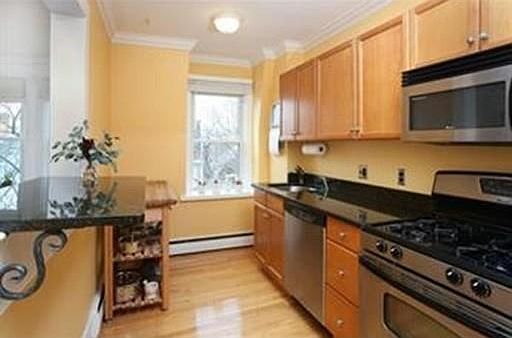 2nd image of 358 K St #3