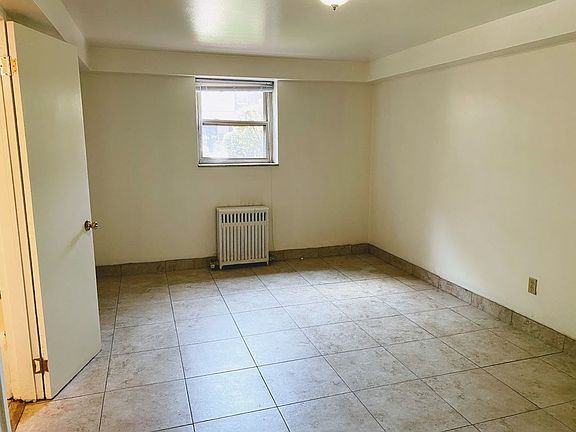 5th image of 2355 Eldridge St #Sa