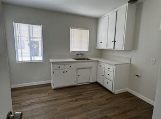 9536 Alameda St APT B, South Gate, CA 90280