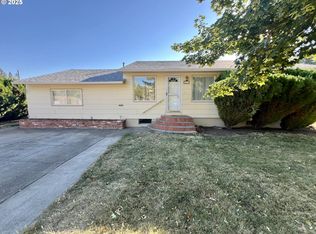 901 15th St, La Grande, OR 97850