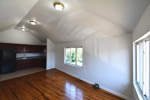 Rented by Elsie Ortiz, LREB | media 4