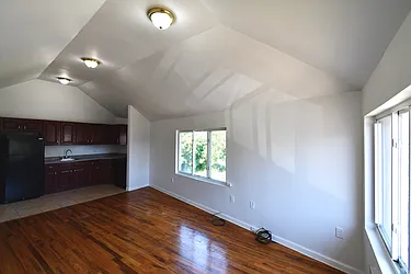 Rented by Elsie Ortiz, LREB