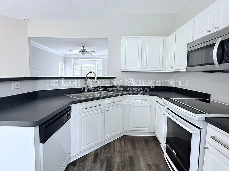 59 Berkeley Pl — Photo 7