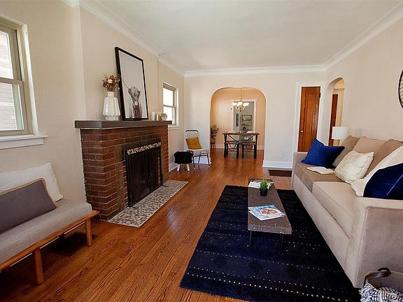 4th image of 2030 Bredell Ave