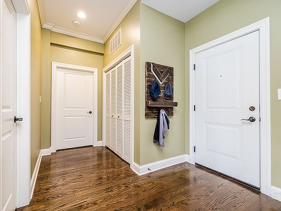 4th image of 4845 N Damen Ave APT 2E