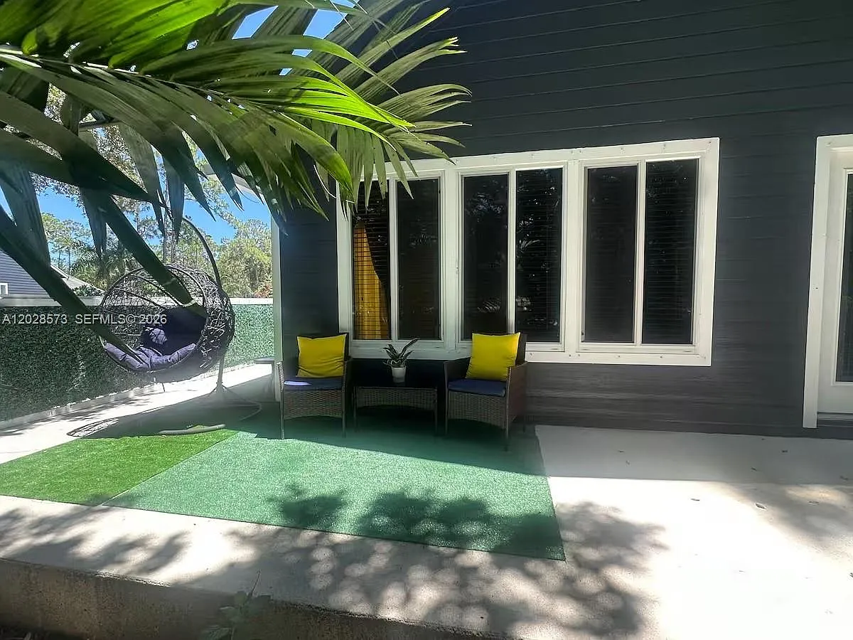 2 bed, 1.0 bath, 866 sqft, $3,500 — Photo 2