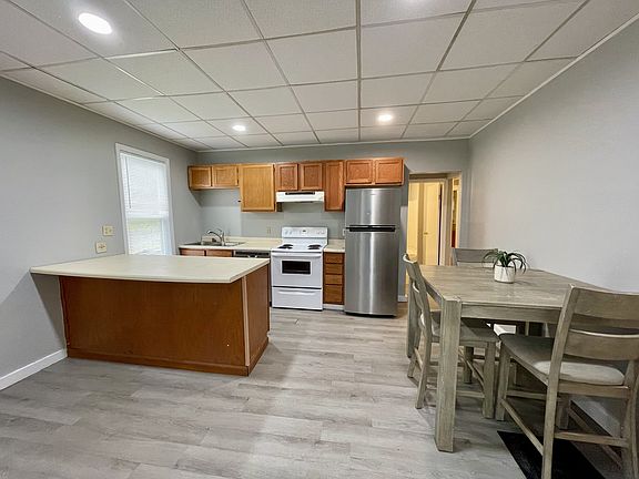 2nd image of 63 Groton Ave #1