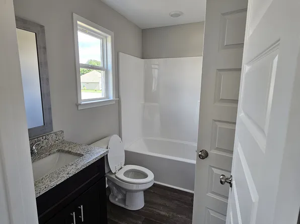 205 Kathryn Pl, Centerville, GA 31028