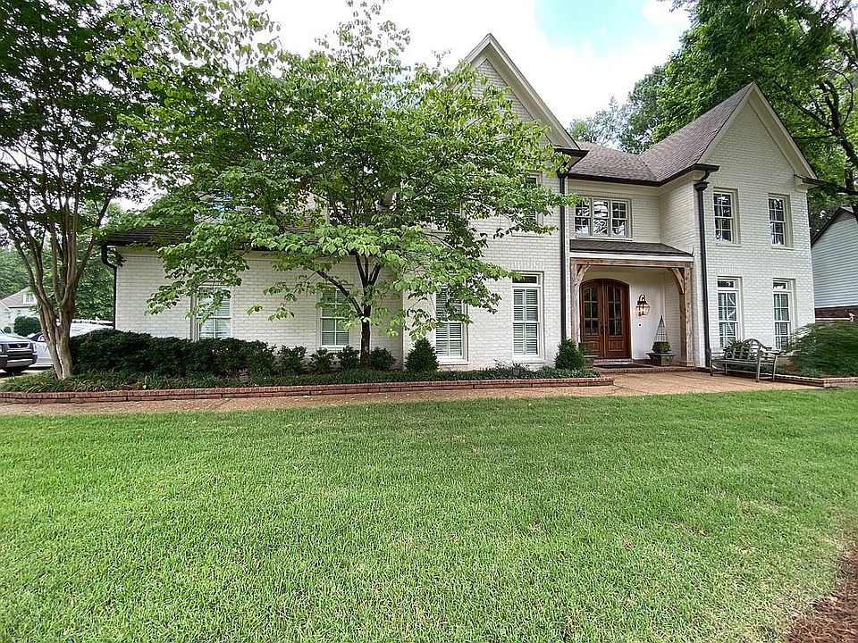 8640 Dogwood Rd . Germantown